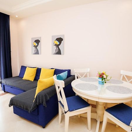 Two-Room Apartment In Elviria Near The Beach With Parking Marbella Esterno foto