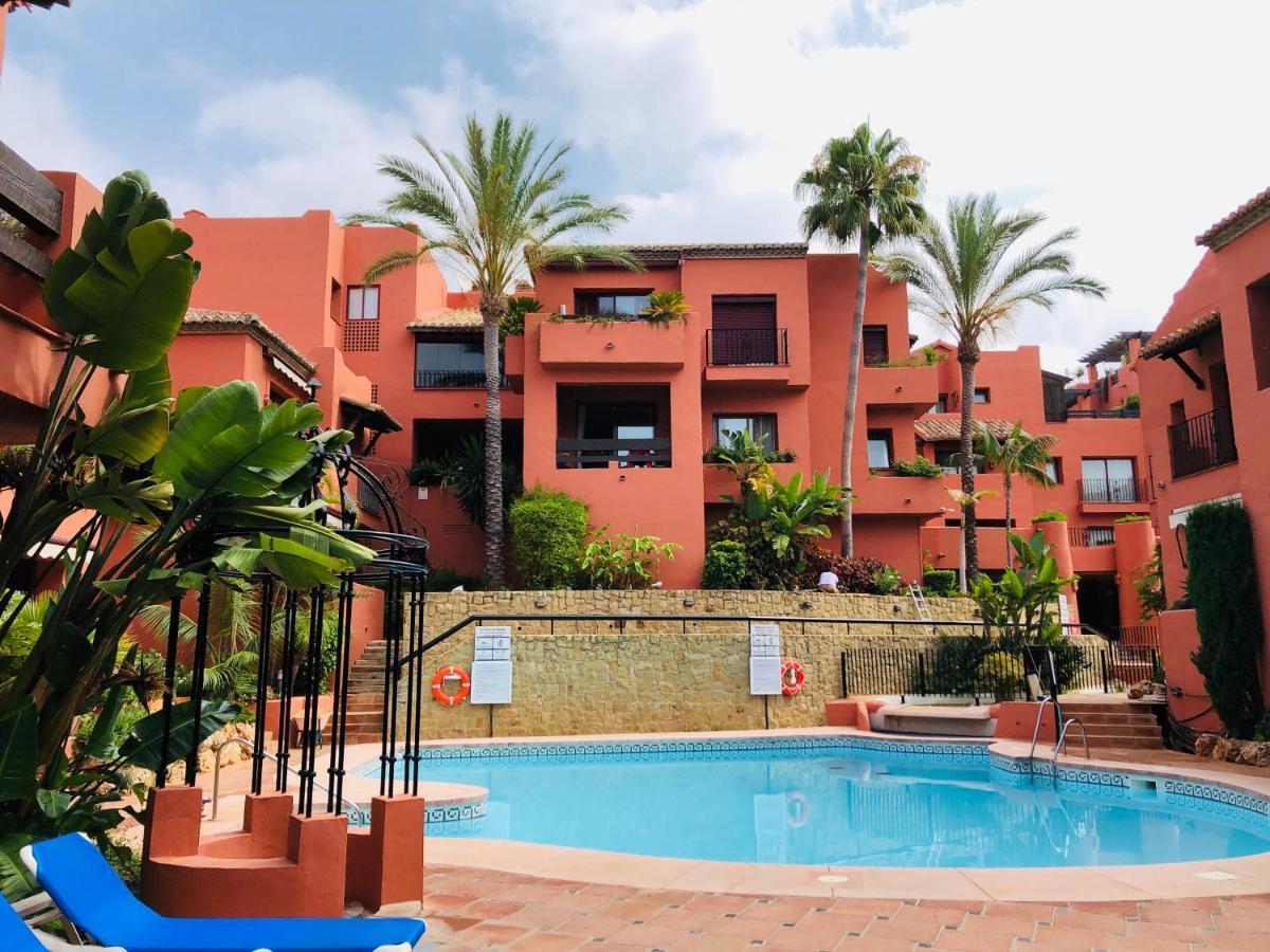 Two-Room Apartment In Elviria Near The Beach With Parking Marbella Esterno foto